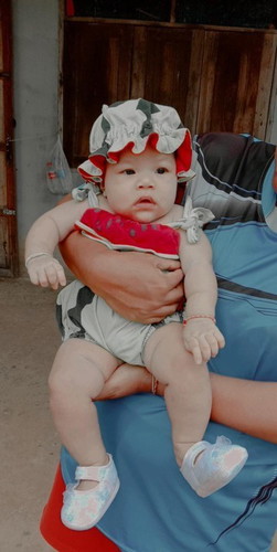 เด็กหญิงอลิสา