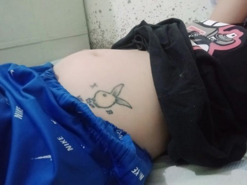 Sino po same ko 17weeks and 6days dito parang maliit Lang ung tyan lalo na pag naka higa ako