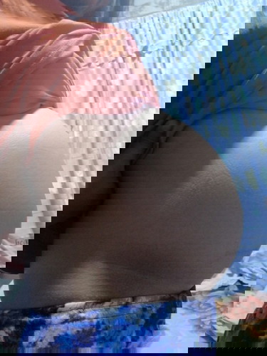 39weeks and 2 days. Mababa na ba? D pa ako nakaka ranas ng labor. Pero me lumalabas na mocus minsan