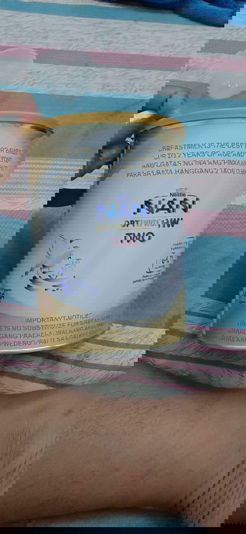 breast milk and formula milk