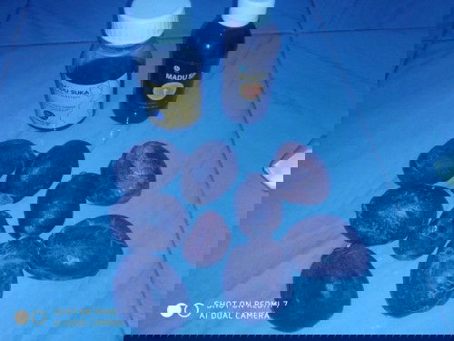 Buah dzuriyat dan madu