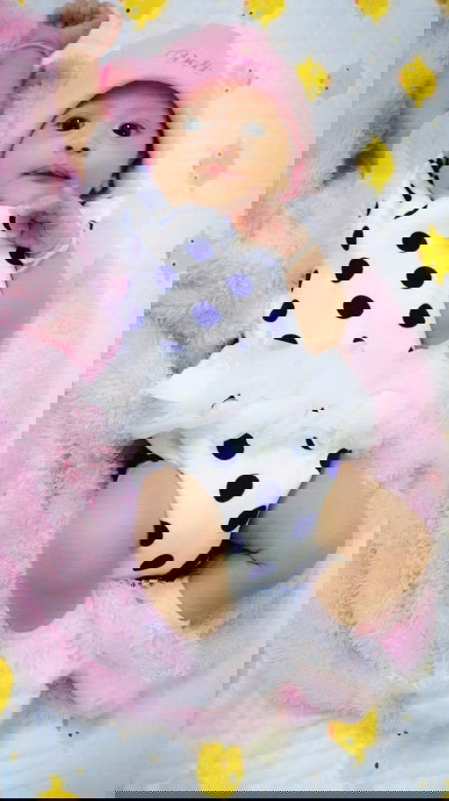 น้องแรกเกิด 2750g ผ่านไป1เดือน