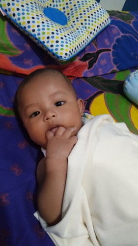 Dot Mirip Puting Ibu