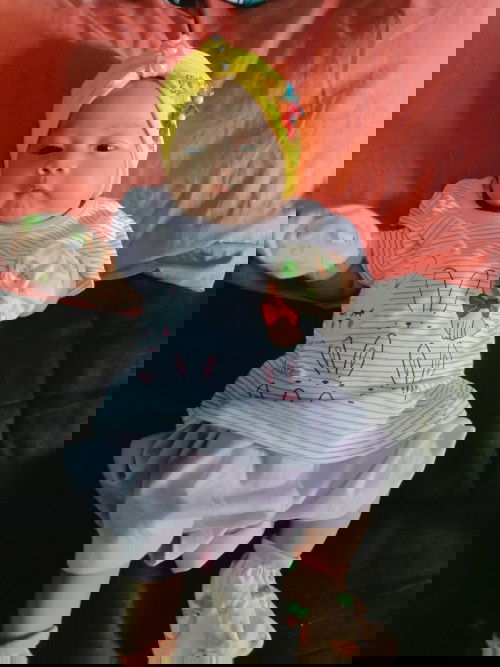 suka ngulet dgn suara keras