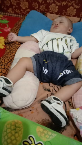Anak saya usia 5 bulan.saya mau tanya bagaimana cara menggemukkan bayi saya? Bayi saya minum sufor
