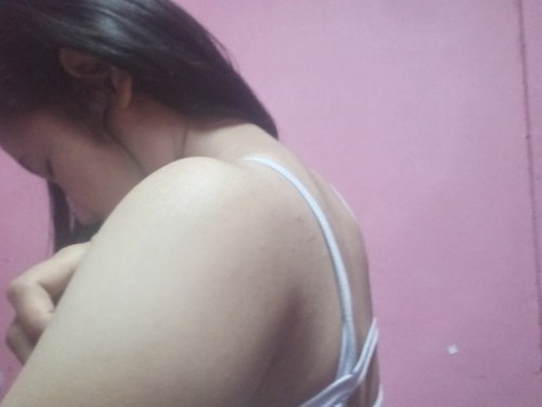 ใครเป็นเหมือนกันบ้างคะแพ้ท้อง
ผื่นขึ้นหลัง