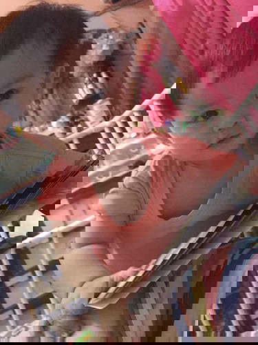 11เดือน20 วัน ชอบอ่านนิทานมากครับ