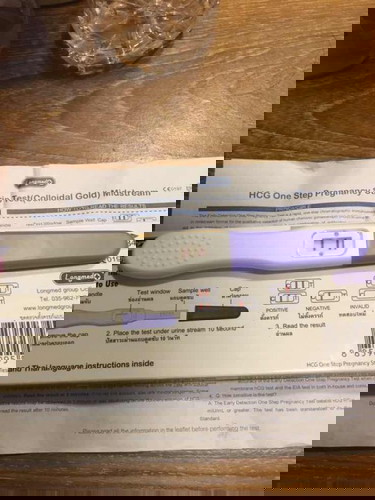 ตรวจครรภ์ครั้งเดียวค่ะ เเดงชัดจนน่าตกใจค่ะ