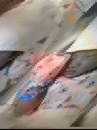 ผมชื่อสหัสพัศครับ