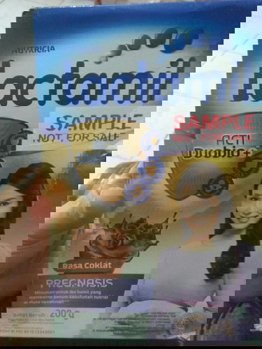 Iseng2 ikut data susu gratis. Nyampe jg susu nya. Lumayan susu bwt seminggu heheheh