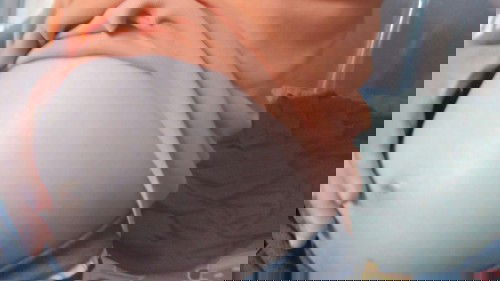 หญิง หรือ ชาย คะ 6เดือนแล้วยังไม่รู้เพศเลยคะ น้องยังไม่ให้เห็นเลยค่ะ 😅😂😂