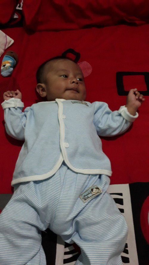 Pipi ada putih2nya seperti panu