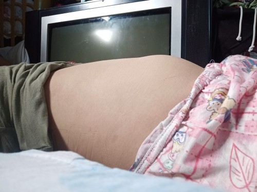 16 weeks and 4days. Okay lang po ba tiyan ko?