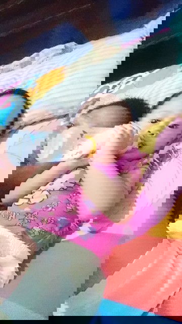 Ankq umur 17bln hiper aktf,minum sufor kuat,mkn jg mau,sdh tdk mnum asi,knp berat bdn susah naik.