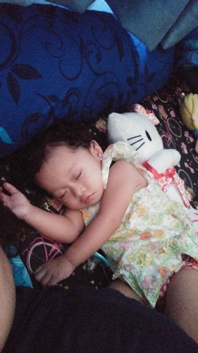 Assalamualaikum.....Baby saya usia 1 thn 3 bln... nama baby saya bilqis ... salam kenal semua....