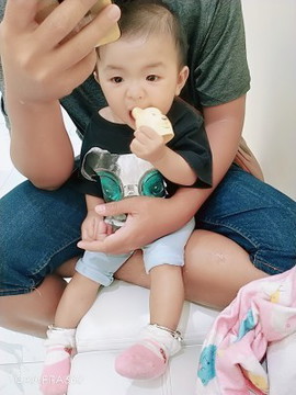 บันทึกพัฒนาการของลูก