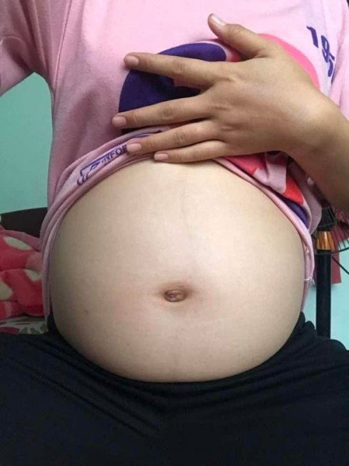 Nhìn bụng đoán giới tính