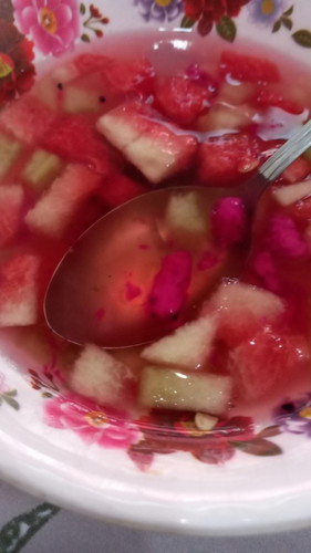 Halo bun, tolong minta sarannya saya hamil 7w tenggorokaan pengen muntah tp perut keroncongan lapar