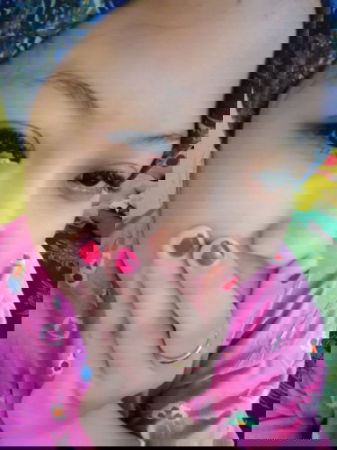 Perutku gk besar2 ya