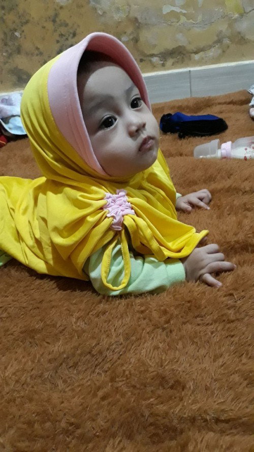 Bayi 6 bulan