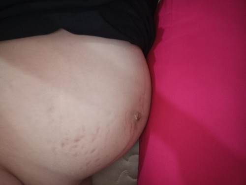 E đc 38w5d r chỉ còn vài ngày nữa thui.mà ai cũng ns bụng e cao chưa đẻ đc.cho e hỏi bụng z tụt chưa