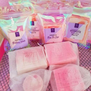 KG belle Âme whipped soaps