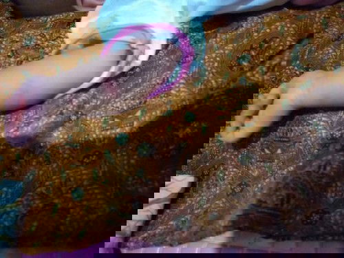 Kira2 apa y bun obatnya  biar ilang ini bukan gigitan nyamuk atau serangga tapi gk tau pd kluar sndr