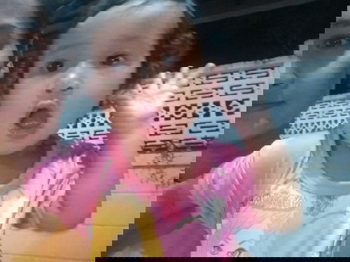 ตอนนี้ลูกสาว1ปี3เดือนกว่าแล้วไม่ยอมเลิกเค้าเต้าสักที่มีวิธีไหนบ้างมัยค่ะ