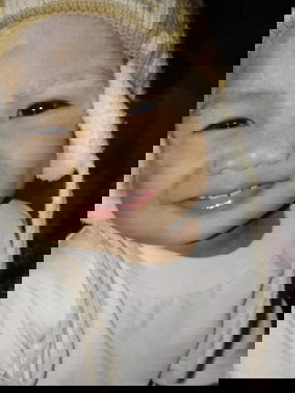 Anak saya kalau di suruh makan nasi itu agak susah.