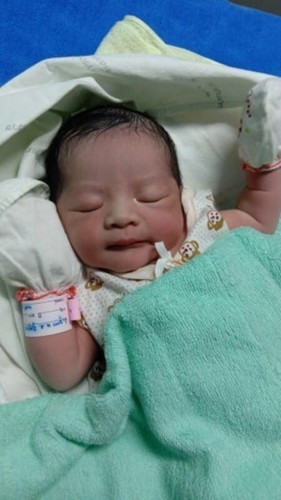 คลอดแล้วค่าา