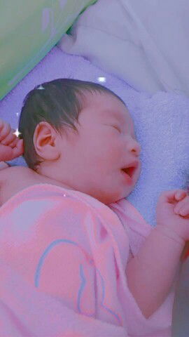 เเตกเเล้วจ้า36wคลอดก่อนกำหนดคะ