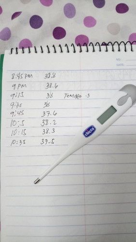 Hi mga mommy my sinat po baby ko nagtatae po