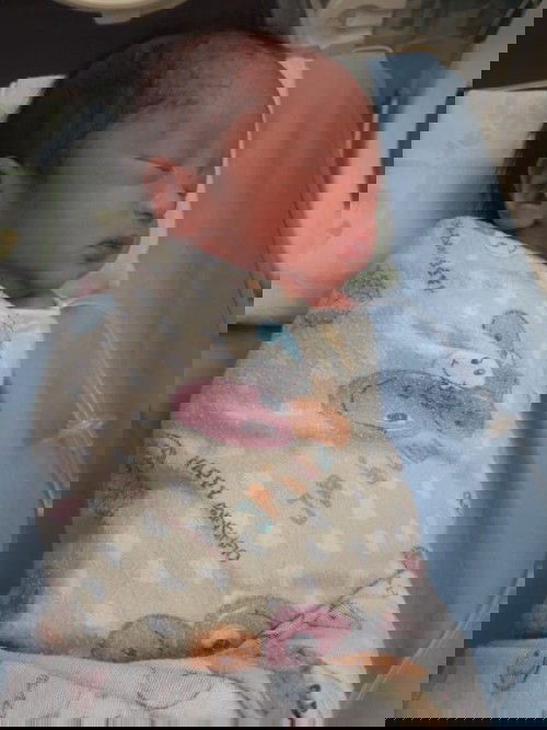 HPL 13 Agustus, lahir 5 Juli (Prematur & BBLR)