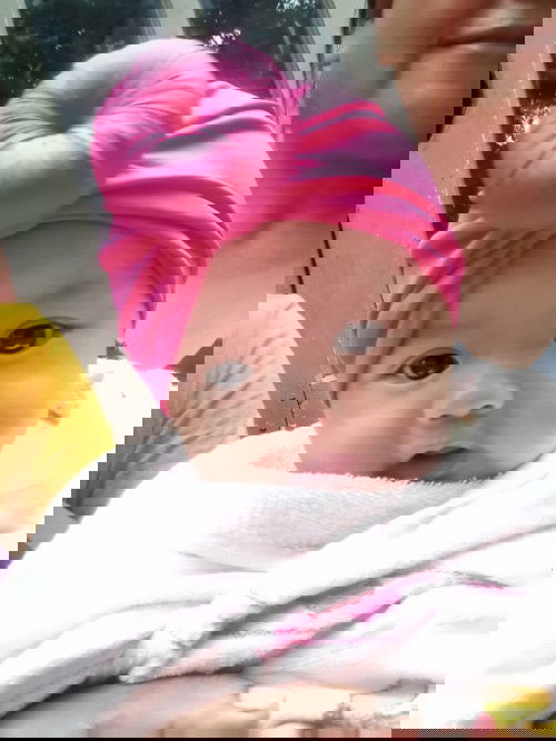 Belum bisa tengkurep/ mring"