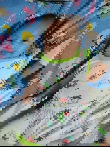 Moreno po ba baby ko? Mag 2mos po sya, ngayong Nov.28.
Maputi nman din kmi mag.asawa. tia po 😊.....