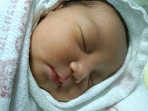 ลูกสาวคนเเรก