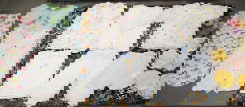 SELLING NB CLOTHES!!