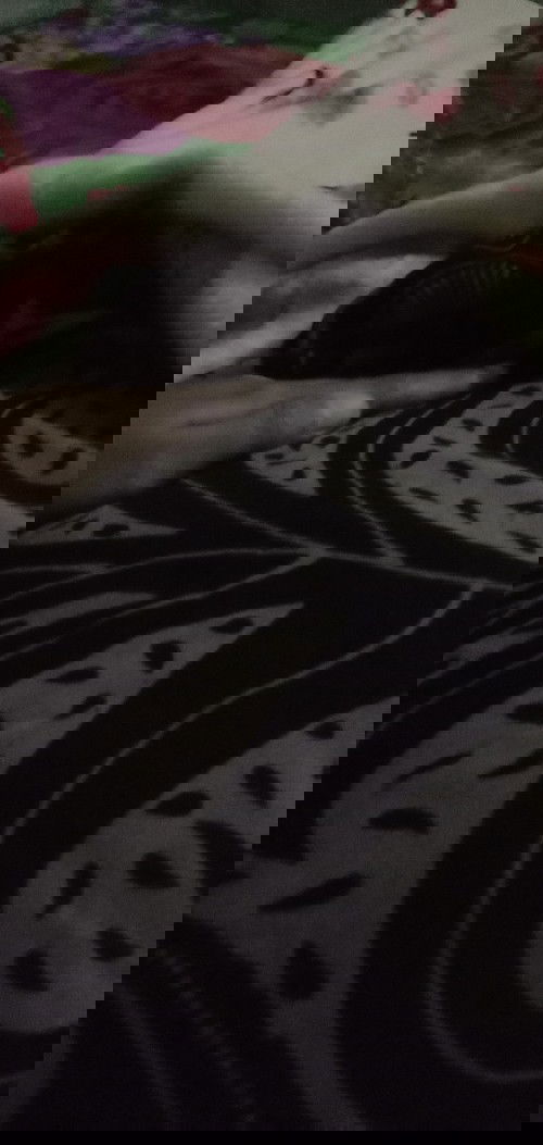 Bnda mau tanya,Usia kehamilanku di bku KIA baru 12 minggu tapi di apliksi ini 15 minggu. Hpht 6 agus