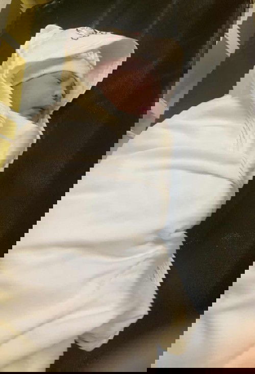 Baby Girl out exactly @39 Weeks FTM