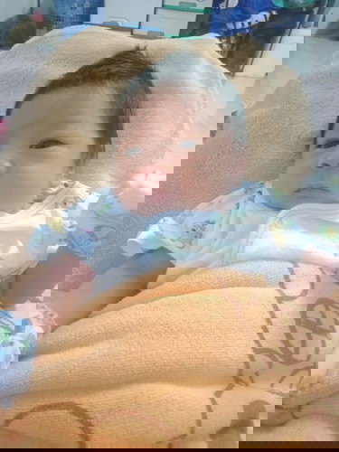 มาหัยสาวๆหลงกันอีกน่อยครับ