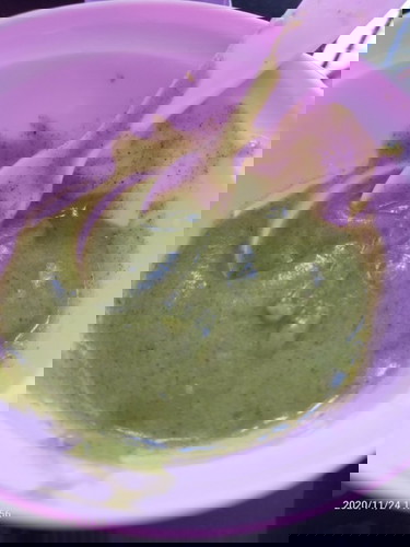 Start na ng solid foods si baby