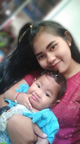 ทำไงดีค่ะลูกชอบกัดมือตัวเอง