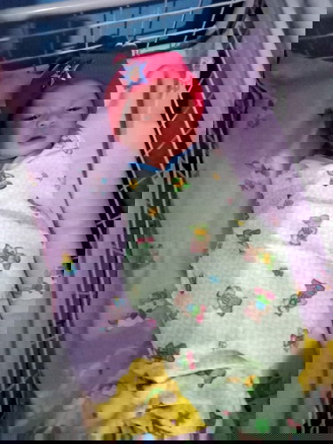 alhamdulillah kmren tgl 21 november sudah lahir