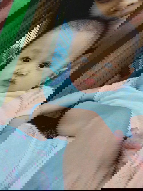 Mata bayi tidak normal?