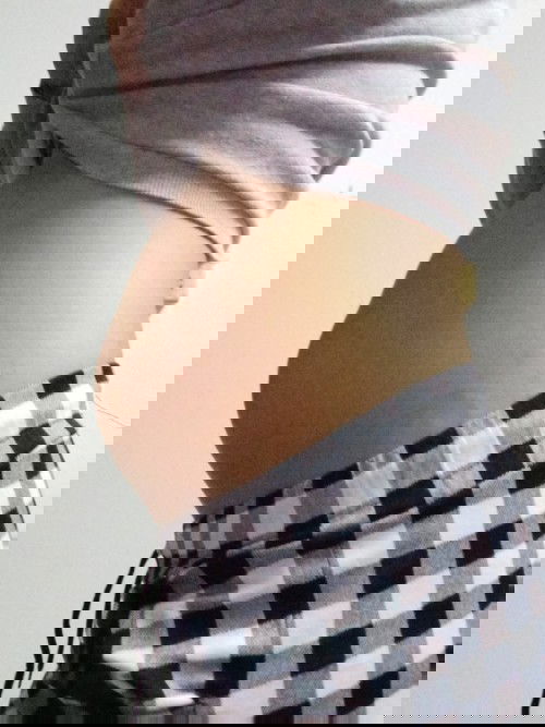 22w2d ท้องเล็กไปไหมค่ะ