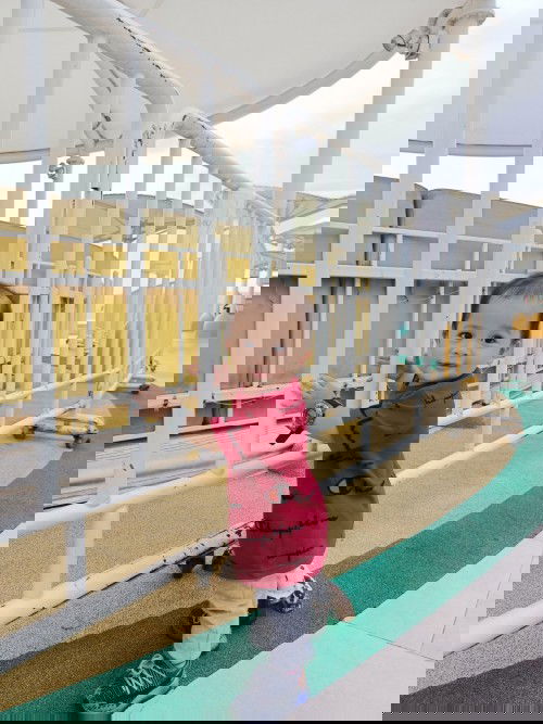 Rambut bagian depan Tipis