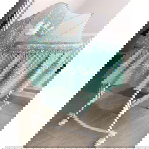 Hallo bun ada yg mau jual baby box gk?