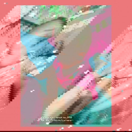 ขออนุญาตสอบถามเด็ก4เดือน ชอบนั่งแบบนี้จะเปนไรไหมค้ะ