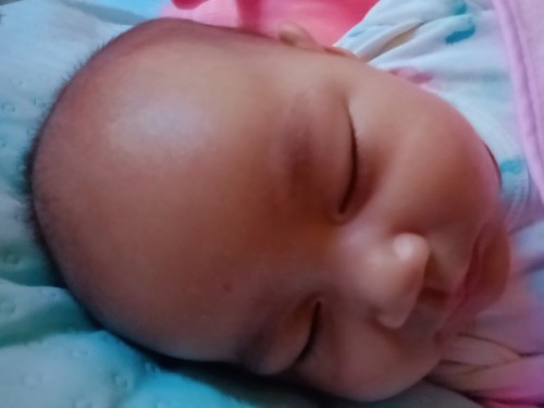 ผมน้องเบเนยาวช้ามาก