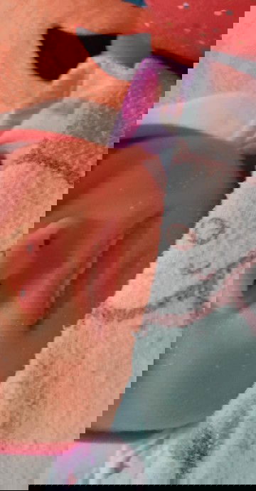 Bibir dan lidah putih putih